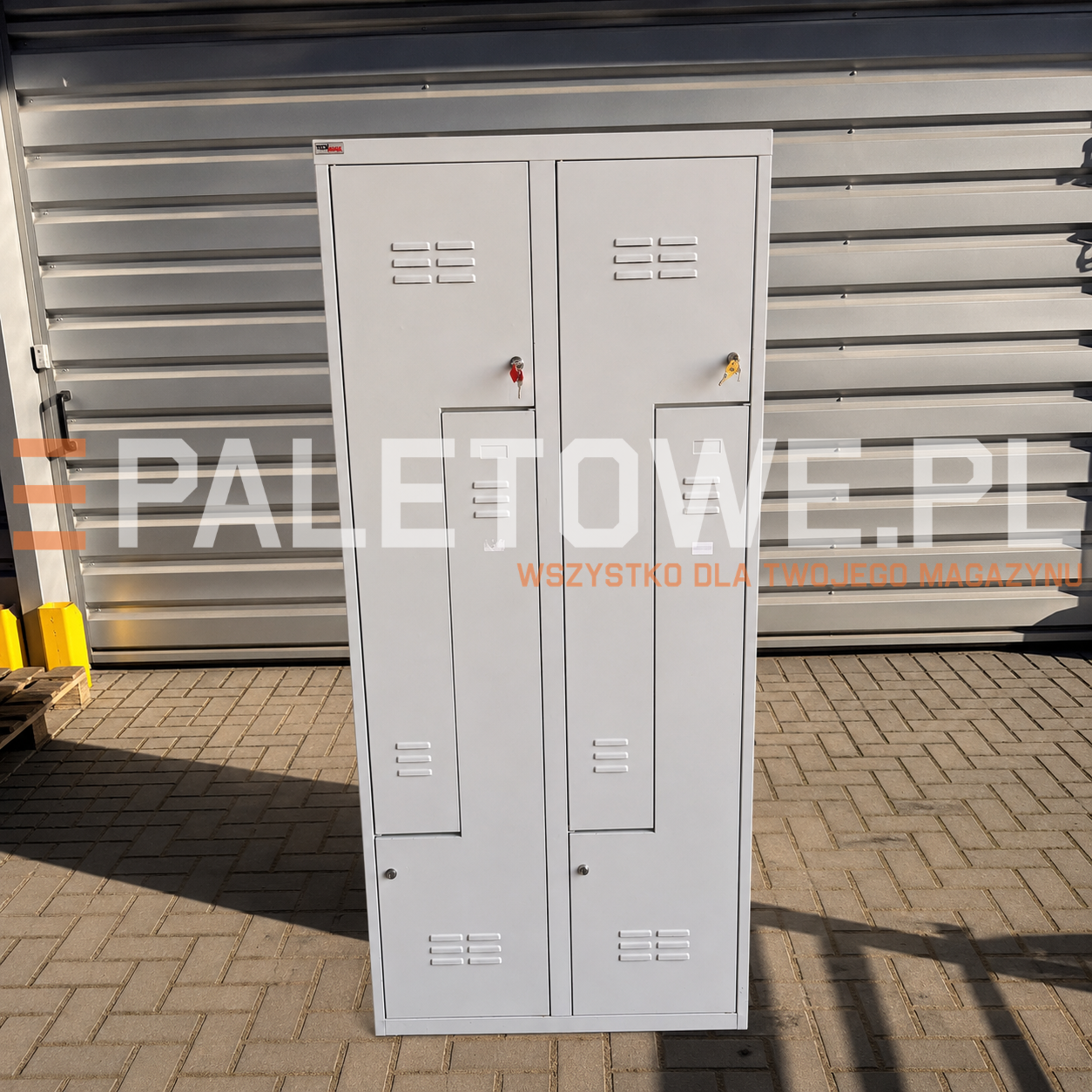 Szafka BHP Ubraniowa typ "L" pracownicza 4 komory 180cm / 80cm / 48cm