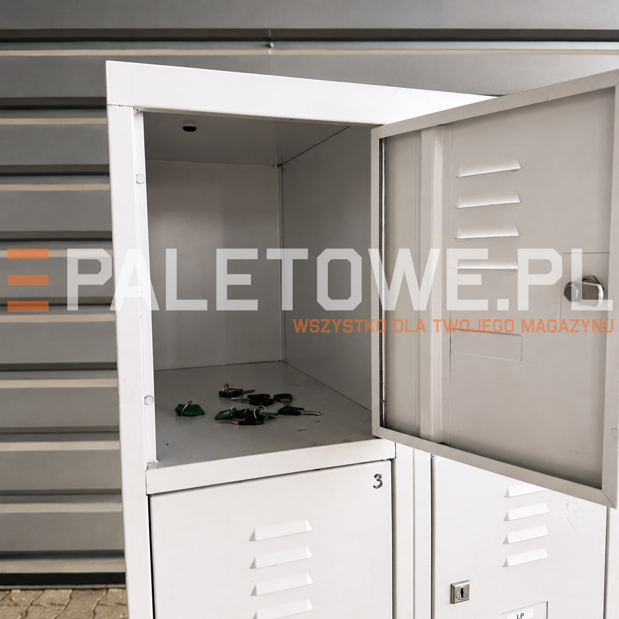 Szafka BHP Skrytykowa 10 komorowa 180cm / 80 cm / 48 cm - obrazek 3